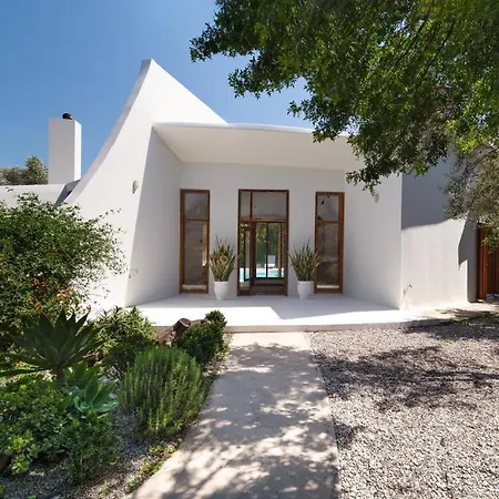 Villa Ixia